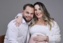 À espera do bebê, Nayara Martins celebra a família em novos registros da gestação